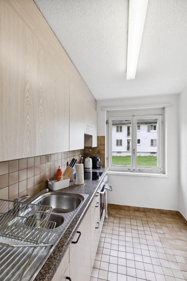 Zurich Urban Charm: Your Comfy Stay Close To The City Exteriör bild